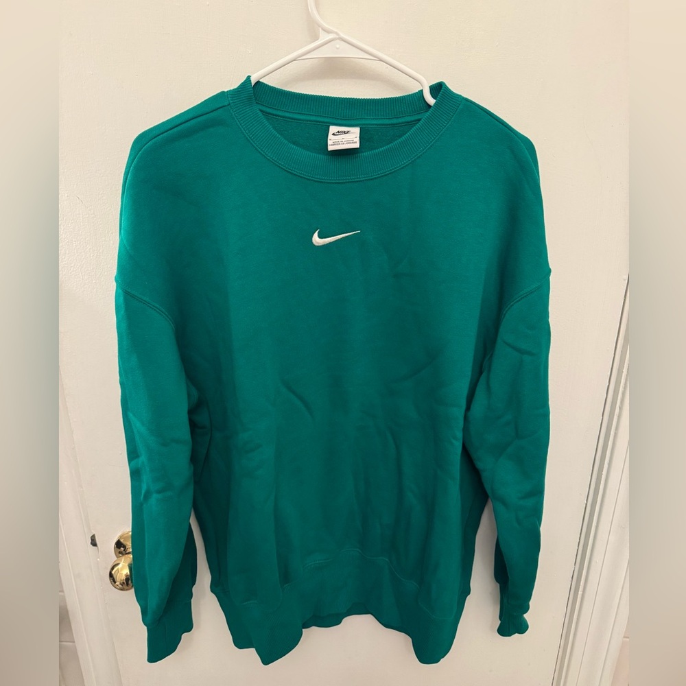 Nike fleece green sweatshirt